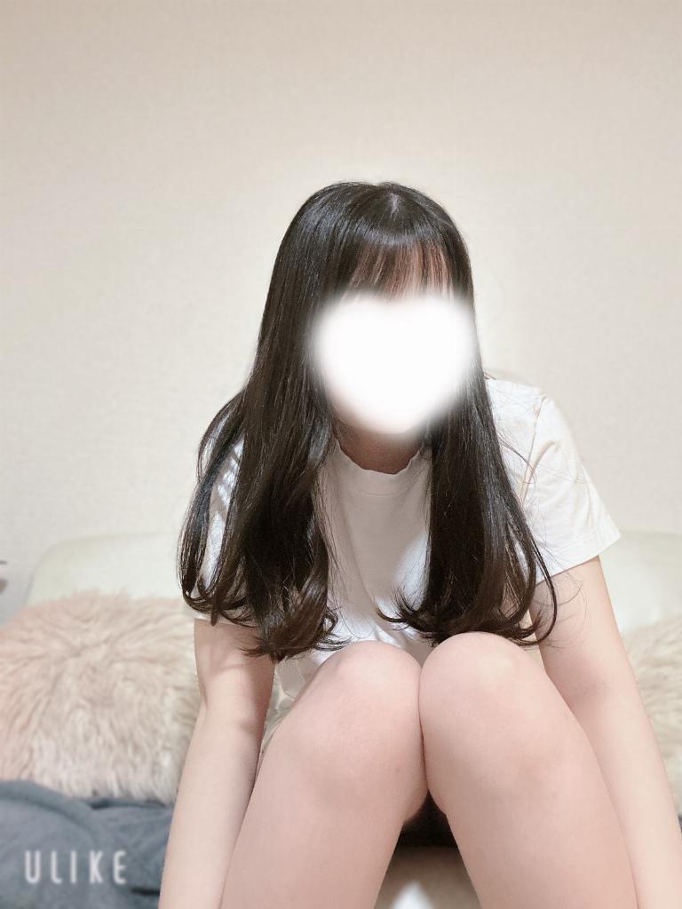 紅　かすみ