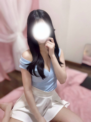 中井　まほ